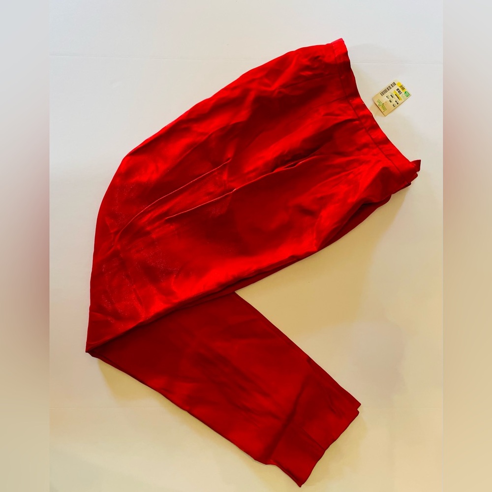 Harve Benard Women’s Red Pants